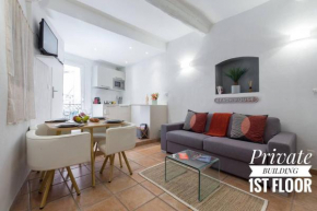 PRIVATE BUILDING, 4 APTS, UNIQUE AT NICE- OLD TOWN
